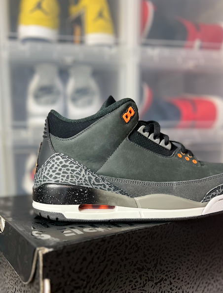 NIKE AIR JORDAN 3 RETRO FEAR PACK (2023)